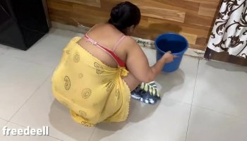 bhojpuri sexy video chahiye